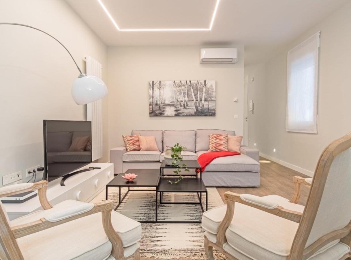 Experience The Best Of Madrid! Gran Via Apartment For 6, Comfort And Style In The Heart Of Chueca III Zewnętrze zdjęcie
