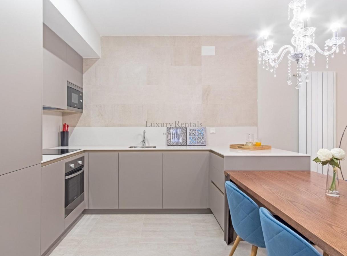 Experience The Best Of Madrid! Gran Via Apartment For 6, Comfort And Style In The Heart Of Chueca III Zewnętrze zdjęcie